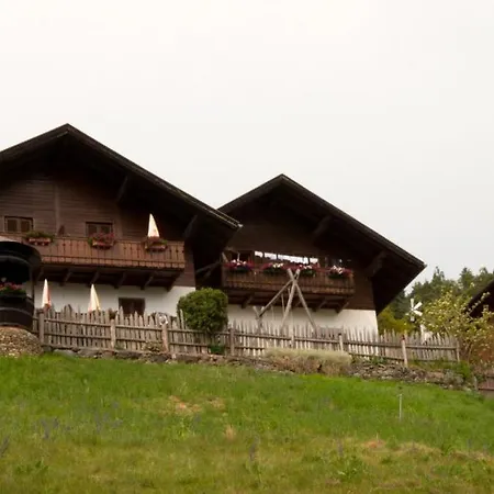 Ausservogelweiderhof Laion